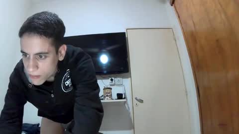 Lautaro online show from 12/02/24, 06:09