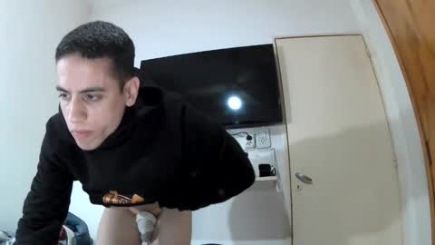 Lautaro online show from 09/15/25, 06:46