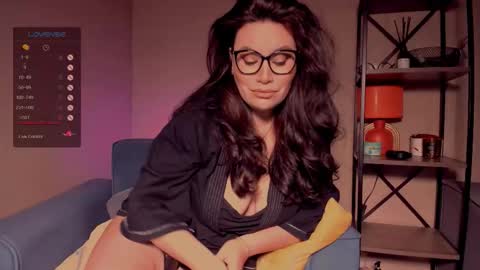 Snapshot of laverna_black chatting on 09/09/25, 03:06 Laverna online show from 09/09/25, 03:06