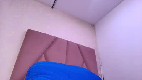 Snapshot of lay_madison chatting on 09/19/25, 07:14 Lay Madison online show from 09/19/25, 07:14