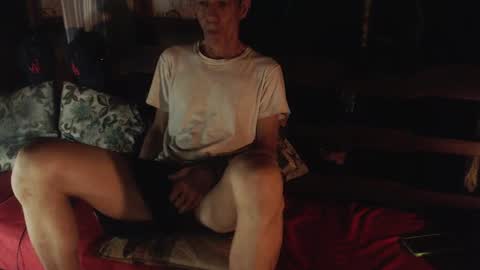 Laye19 online show from 11/08/25, 09:09