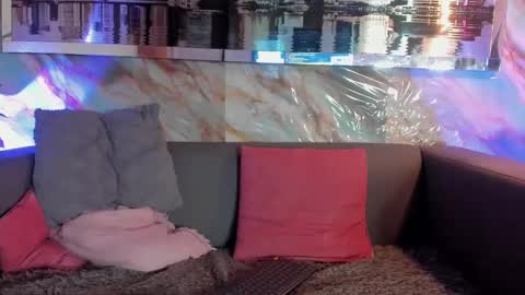 Snapshot of layla_707 chatting on 03/12/25, 03:35 Layla online show from 03/12/25, 03:35