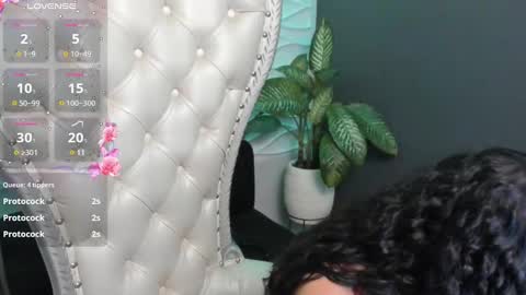 Snapshot of layla_707 chatting on 09/09/25, 01:16 Layla online show from 09/09/25, 01:16