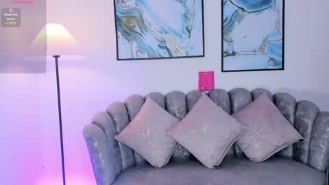 Layla Breezee online show from 11/13/25, 12:15