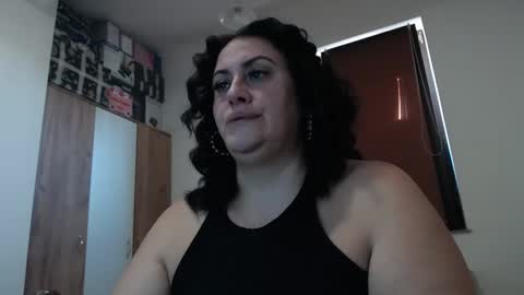 Snapshot of layla_kunis1 chatting on 10/21/25, 06:03 Layla online show from 10/21/25, 06:03