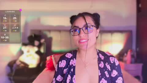 Snapshot of layla_nicols chatting on 03/01/25, 05:42 Layla online show from 03/01/25, 05:42