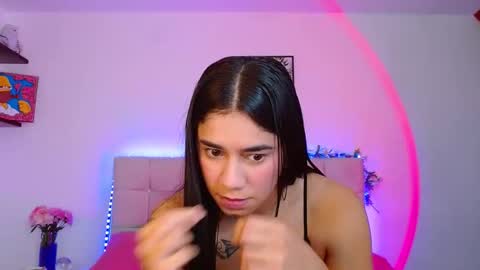 Lia and Rachel online show from 10/16/25, 02:23