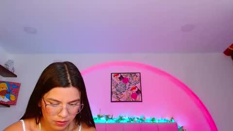 Lia and Rachel online show from 10/23/25, 11:24