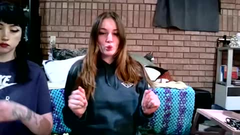 Layla Kills online show from 12/20/24, 08:17