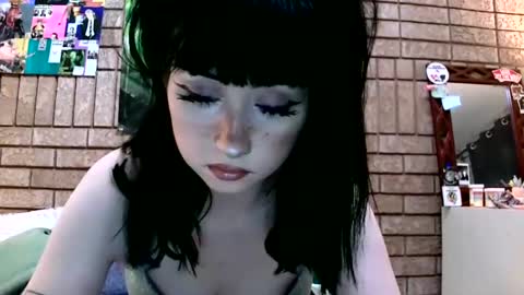 Layla Kills online show from 02/06/25, 08:07