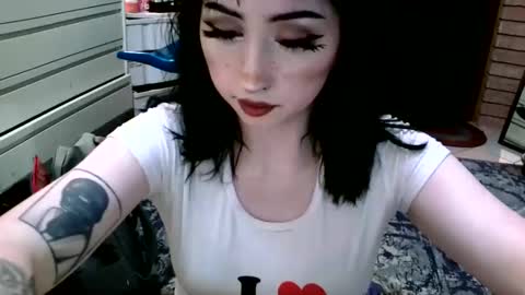 Layla Kills online show from 02/12/25, 05:58