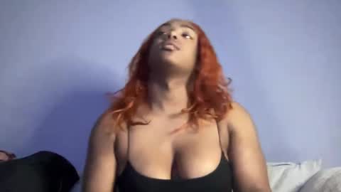 Snapshot of laylasimone97 chatting on 12/08/24, 12:40 Sexy SImone online show from 12/08/24, 12:40