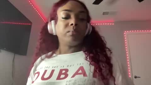 Snapshot of laylasimone97 chatting on 03/11/25, 12:17 Sexy SImone online show from 03/11/25, 12:17