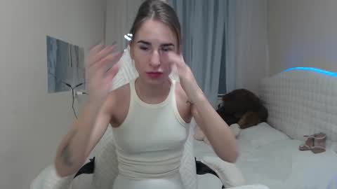 Snapshot of laymablast chatting on 11/17/25, 07:03 laymablast online show from 11/17/25, 07:03