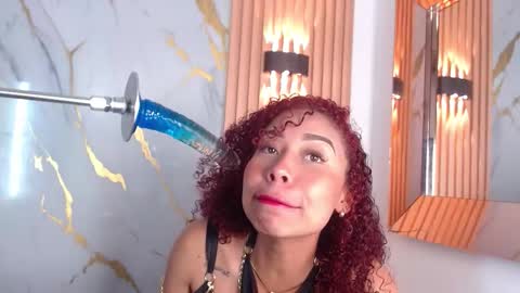 Snapshot of layra_collins chatting on 11/29/25, 05:21 layra collins online show from 11/29/25, 05:21