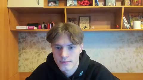 Snapshot of lazaret1k chatting on 03/03/25, 10:06 Vladi online show from 03/03/25, 10:06