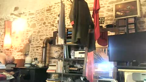 Snapshot of le_pamplemousse chatting on 11/23/25, 12:43 le pamplemousse online show from 11/23/25, 12:43