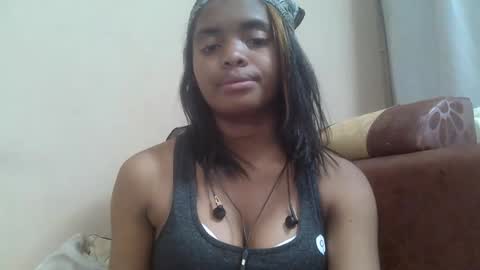 Snapshot of lea96546 chatting on 10/16/25, 04:30 lea96546 online show from 10/16/25, 04:30