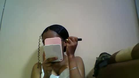 Snapshot of lea96546 chatting on 10/31/25, 03:29 lea96546 online show from 10/31/25, 03:29