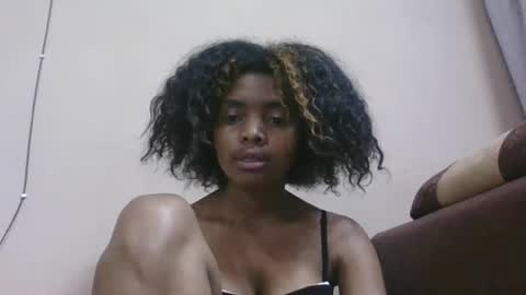 Snapshot of lea96546 chatting on 11/13/25, 05:45 lea96546 online show from 11/13/25, 05:45