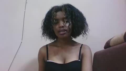 Snapshot of lea96546 chatting on 11/15/25, 06:00 lea96546 online show from 11/15/25, 06:00