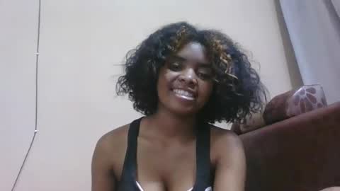 Snapshot of lea96546 chatting on 11/18/25, 06:01 lea96546 online show from 11/18/25, 06:01