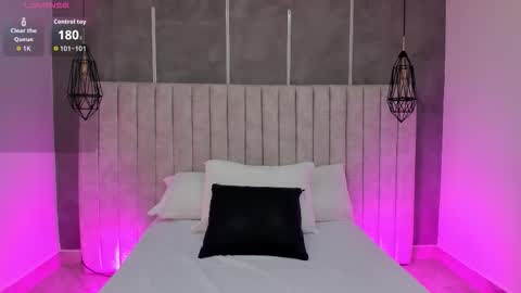    online show from 10/18/25, 06:41