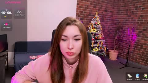 Snapshot of lea_loon chatting on 12/13/24, 02:21 lea_loon online show from 12/13/24, 02:21