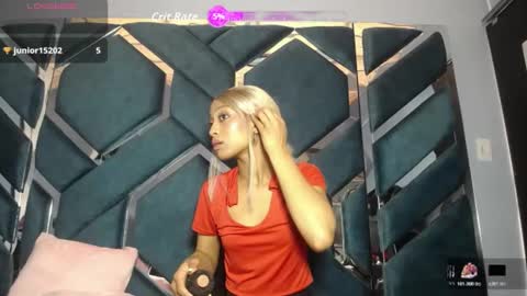 lea sewwtly online show from 11/12/25, 01:33