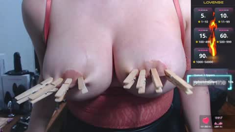 Snapshot of leah__smtith chatting on 12/19/24, 02:12 leah online show from 12/19/24, 02:12