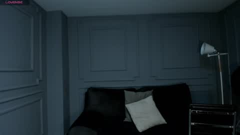 leahnovac online show from 10/09/25, 11:19