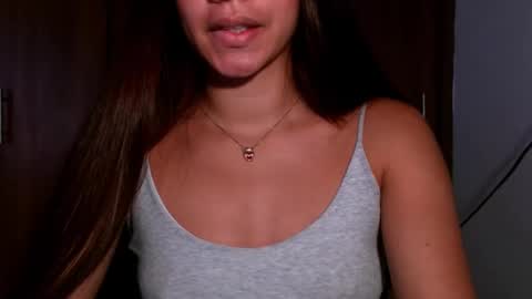 Snapshot of leanaalhub chatting on 11/12/25, 07:03 leanaalhub online show from 11/12/25, 07:03