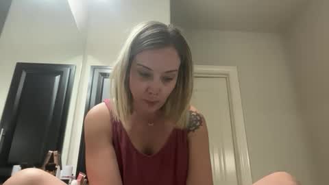 leanneluxecouple online show from 11/05/25, 11:32