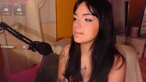 Lea Ray Pie online show from 11/14/25, 09:24