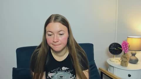 Lea online show from 10/16/25, 03:46