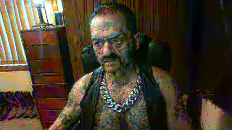 leathergreaser online show from 02/04/25, 08:17