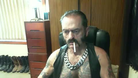leathergreaser online show from 03/04/25, 01:23