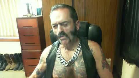 leathergreaser online show from 03/06/25, 02:19