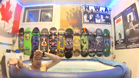 Snapshot of leatherluvefuck chatting on 11/11/25, 04:34 kinky dirty fuck online show from 11/11/25, 04:34