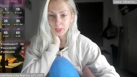 LeaVixx online show from 03/03/25, 09:37