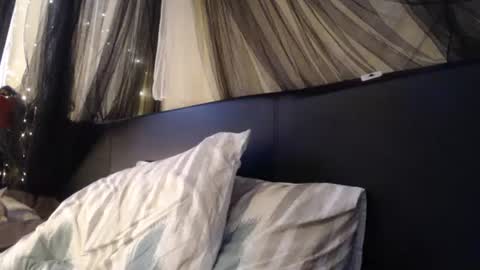 Snapshot of leelou_dallas chatting on 02/06/25, 09:49 Leelou online show from 02/06/25, 09:49