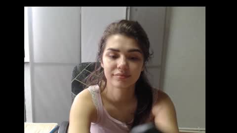 Snapshot of legenda_liya chatting on 09/24/25, 09:34 Liya online show from 09/24/25, 09:34