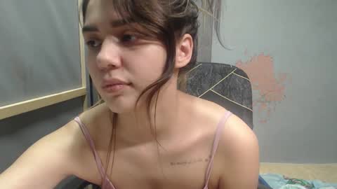 Liya online show from 11/24/25, 04:07