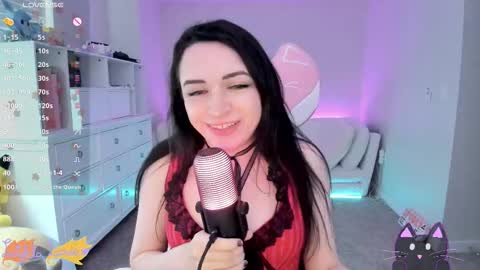 Leighla online show from 10/13/25, 08:31