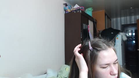 Snapshot of leila_bambi chatting on 12/31/24, 01:04 leila_bambi online show from 12/31/24, 01:04