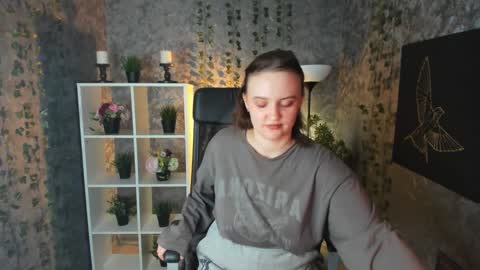 Snapshot of lela_ryan chatting on 01/11/25, 06:14 Lela online show from 01/11/25, 06:14