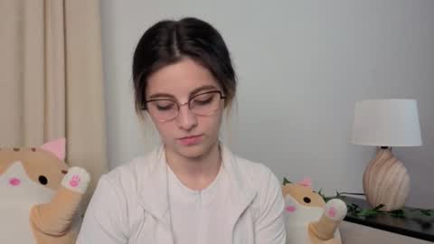 Alexandria online show from 10/19/25, 07:14