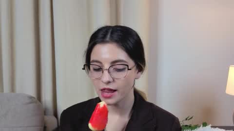 Alexandria online show from 10/31/25, 06:20