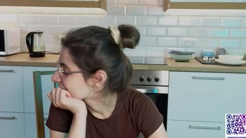 Alexandria online show from 11/28/25, 10:01