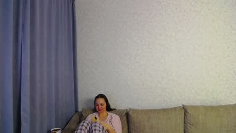Snapshot of lemasky chatting on 01/03/25, 06:57 Lissa online show from 01/03/25, 06:57